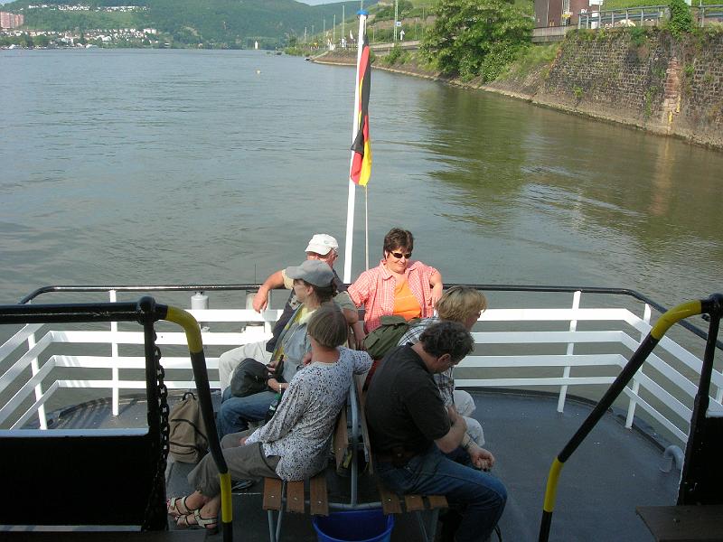 2009-05-Ausflug-Bacharach 010.jpg - Die Plätze auf dem Sonnendeck sind sofort besetzt